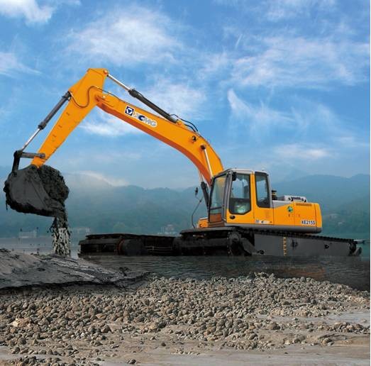 Multifunction Swamp Amphibious Excavator For River Dredging
