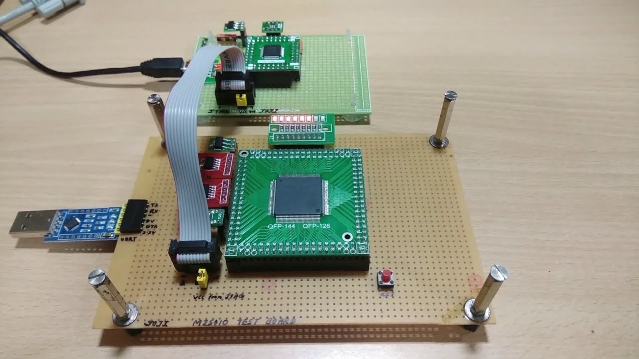 M2S010-TQ144 Programmable IC Chip FPGA Chip
