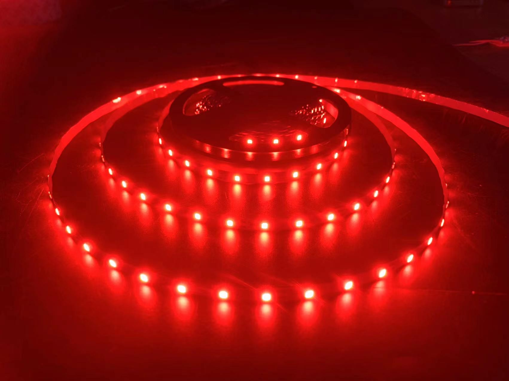 IP60 42D Flexible LED Strip Lights SMD2835 Monochrome LED T-Shaped Lamp Belt