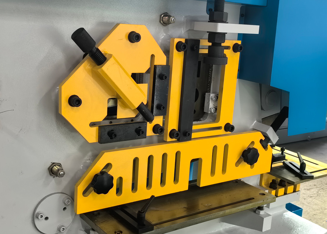 Q35Y-16 Hole Puch Cutter Bar Angel Shear Hydraulic Punching Machine Ironworker 16mm Thickness