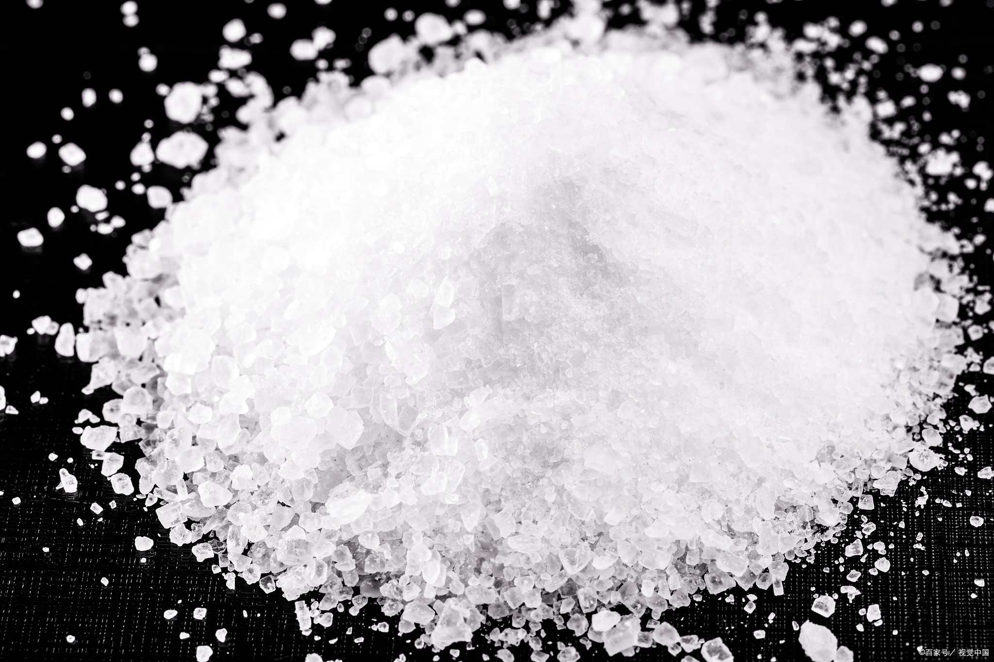 Potassium hydroxide Top of Inorganic Chemical Raw Materials for Industrial Needs