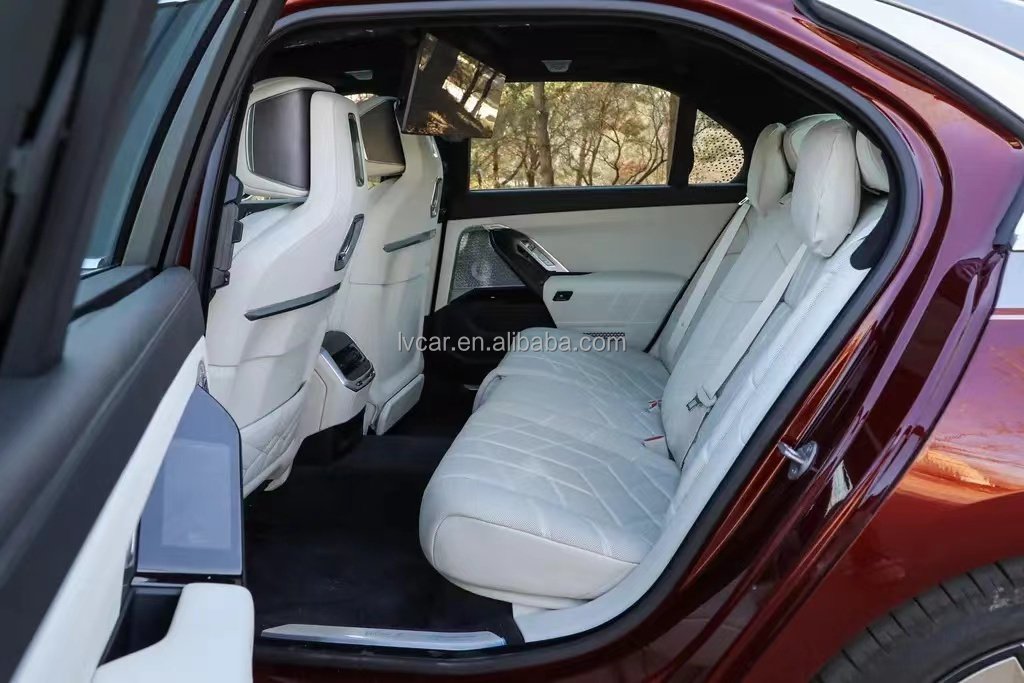 BMW i7 Luxury Large Energy Vehicle the Most Popular Model with Electric Parking Brake