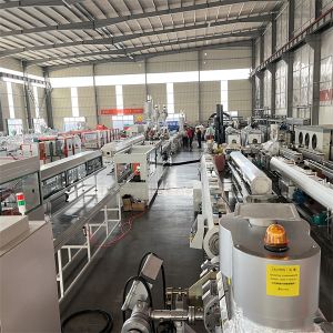 China Full-automatic PE Pipe Extrusion Line with Screw L/D Ratio 33 1-38 1 and High Production Speed of 1-10m/min on sale