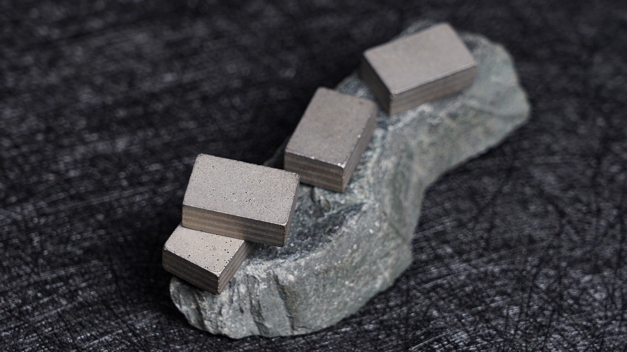 Polished Finish M and Flat Shape Diamond Sintered Segment for Sandstone Cutting Tools