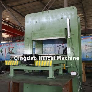 50000 Playground Rubber Mat Making Machine with Electricity Heating Method