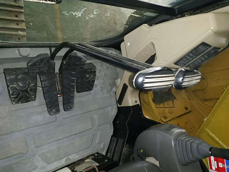 Used Crawler Excavator good condition CAT313 reasonable price for sale/second hand Japanese CAT 313