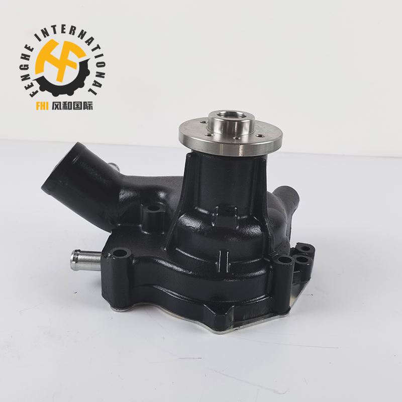 65.06500-6402A DB58T Excavator Water Pump For Daewoo S220LC-V S150-5