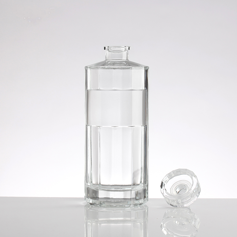 500ml Transparent Whiskey Glass Bottle with Cork Customized Design Hot Stamping