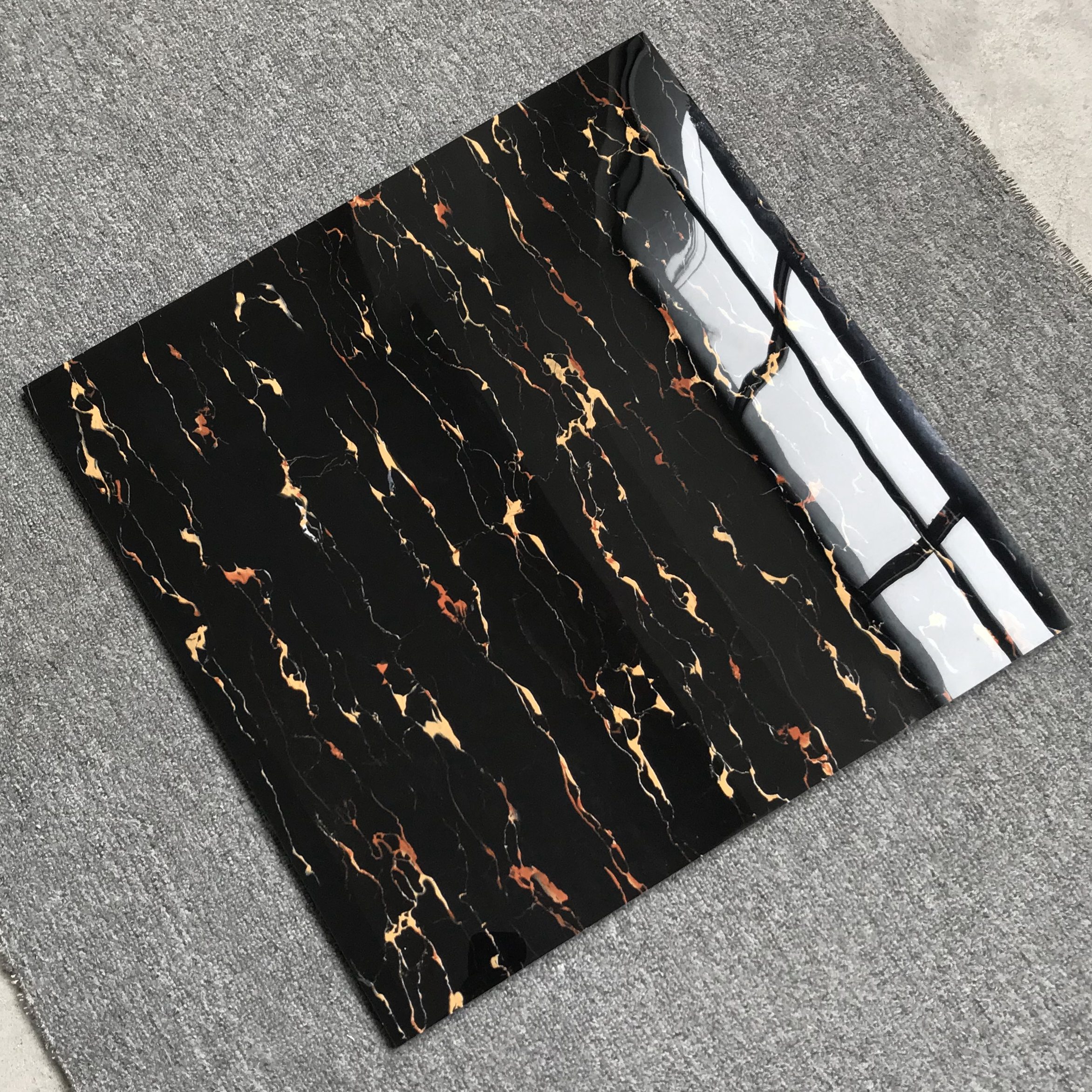 Black Shiny Porcelain Floor Tile with Gold Veins Non Slip and 3D Wall Design