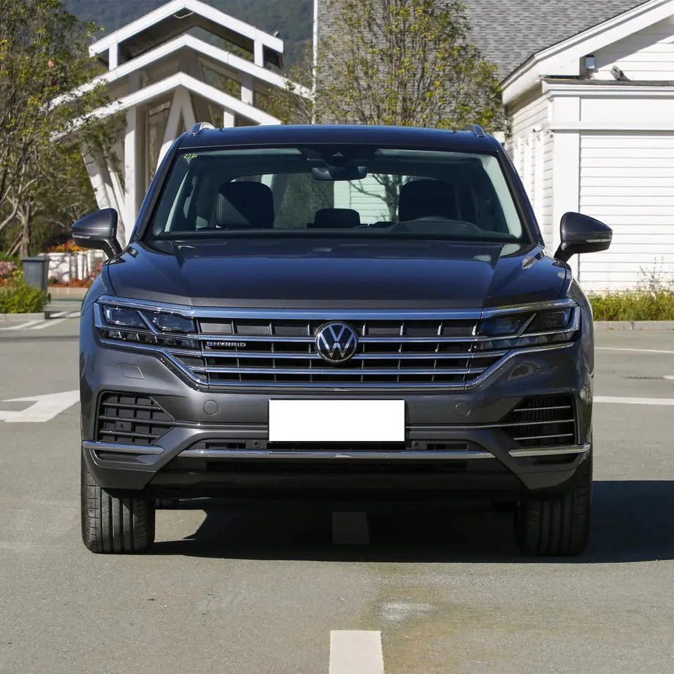 2024 Volkswagen Touareg Phev 2.0t Hybrid Electric SUV Closed Body Type for Medium-Sized SUV Market