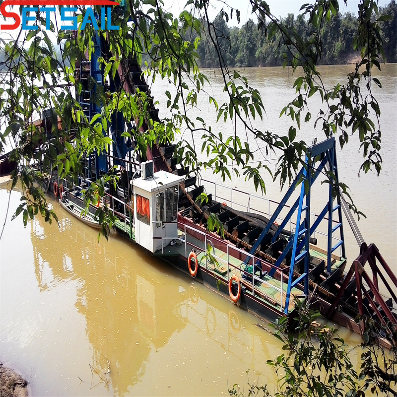 Durable Hull Chain Bucket River Mining Dredger for Lake Gold