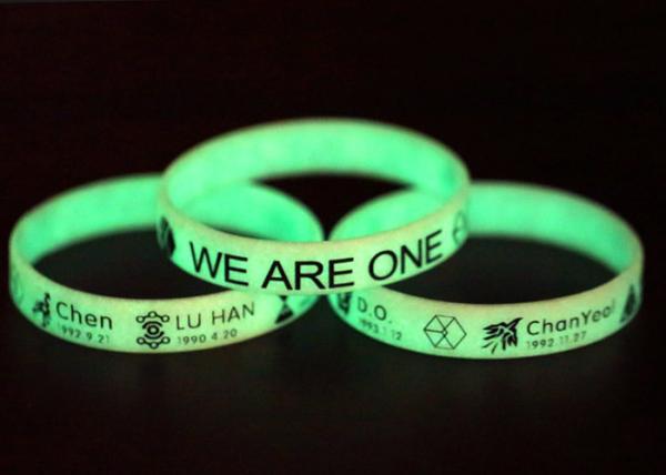 Luminous Silicone bracelet for boys girls custom logo Wristband Recessed Rubber