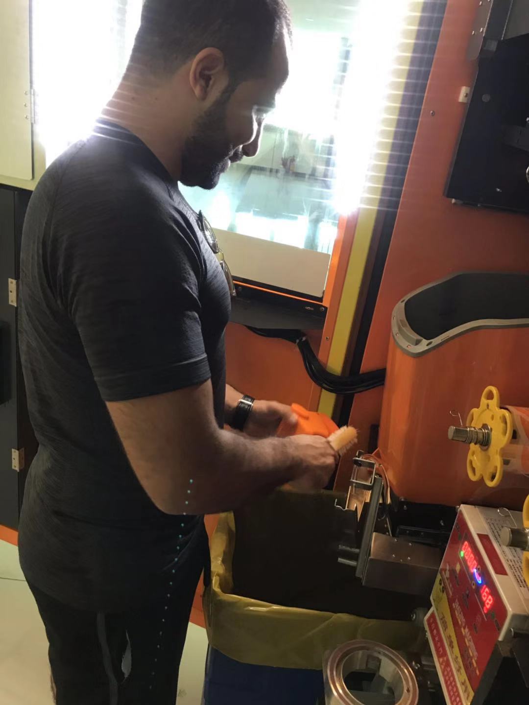 24 Hour Vending Orange Juice Machine Automatic Fresh Squeezed Orange Juice Juicer