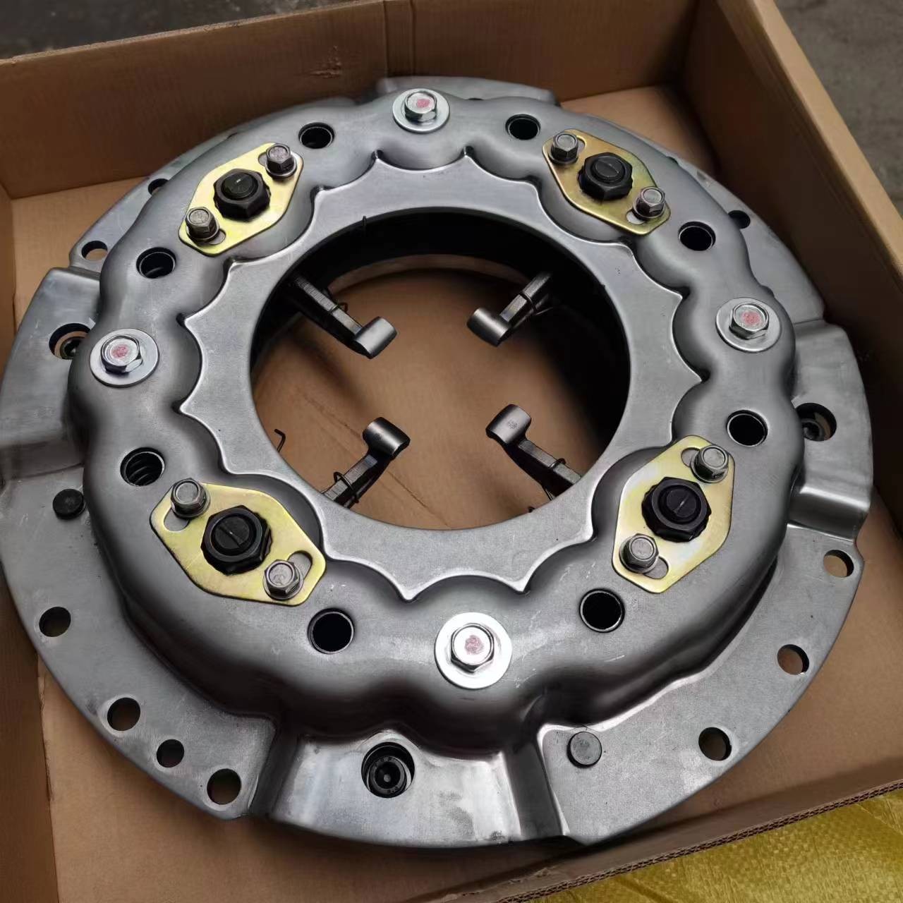 Iron Truck Parts Clutch Kit for Volvo FH400 F12 FH12 FL12 3400700348 3400700427 3488019032