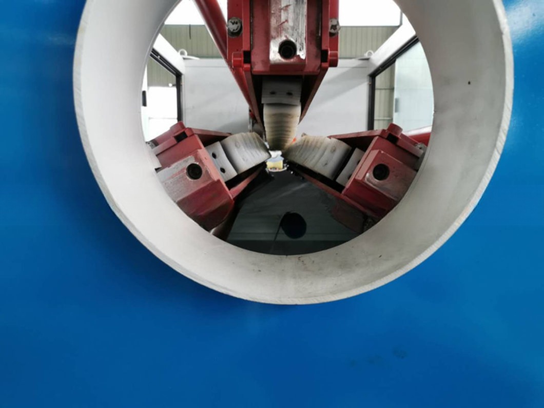 China UPVC Drainage / Wall Supply Pipe Production Line