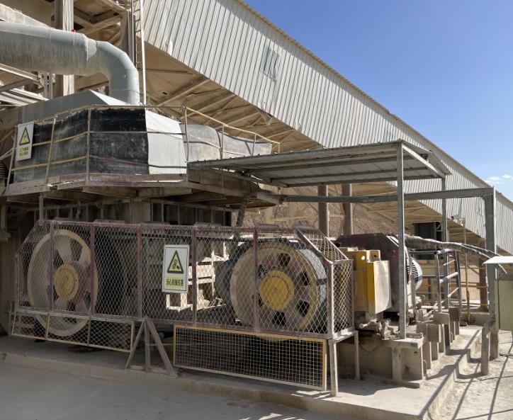 Large Throughput Double Roller Crusher For Limestone Application Customer Customization