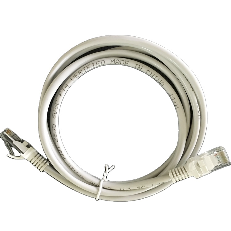 Fast Data Transfer Cat5/Cat5e/Cat6 Computer Network Cord with Overall Shield Tc Braid