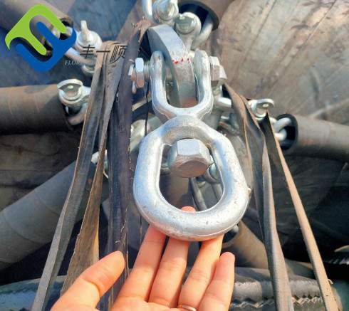 Pressure 50 Kpa Pneumatic Rubber Fender D2.5L5.5m Ship To Ship Or Dock