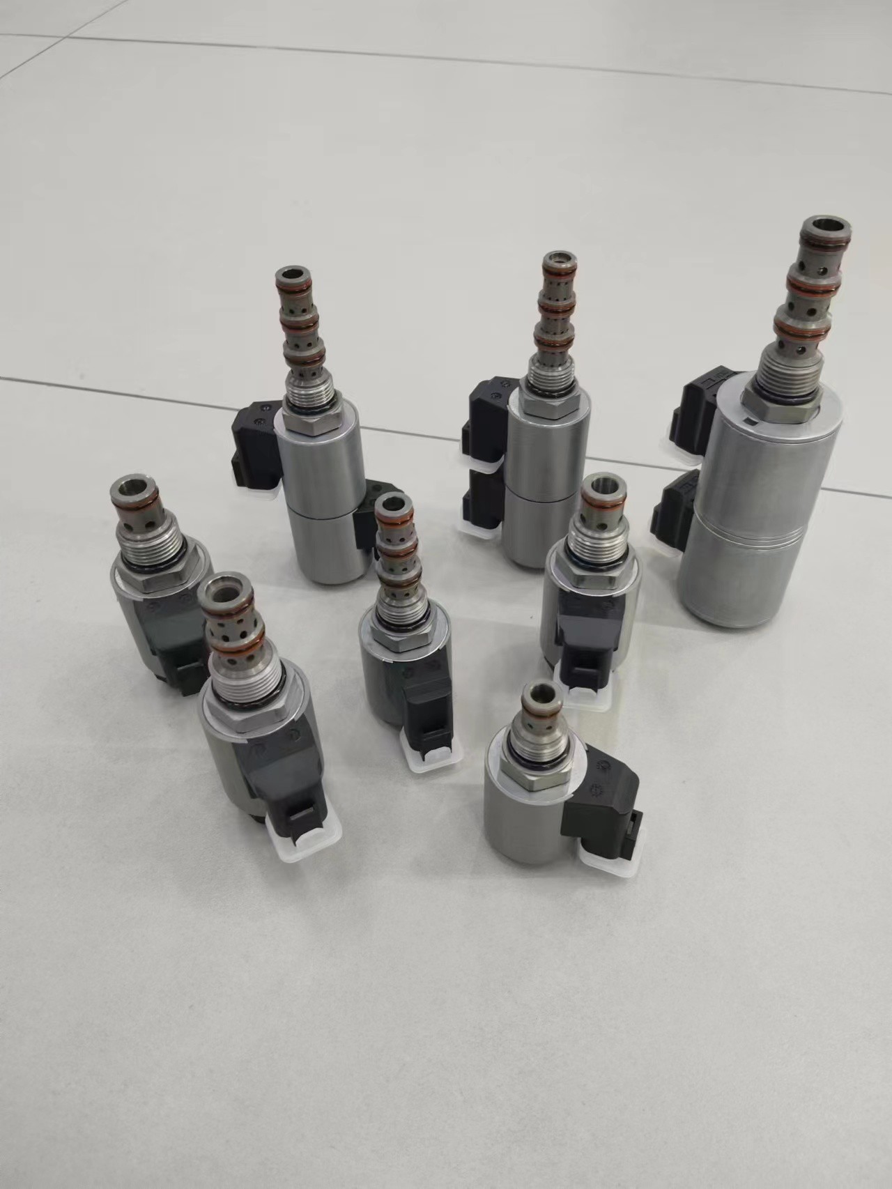 KSV12-24-0-N Excavator Hydraulic Cartridge Solenoid Valve VC12 Cavity Hole