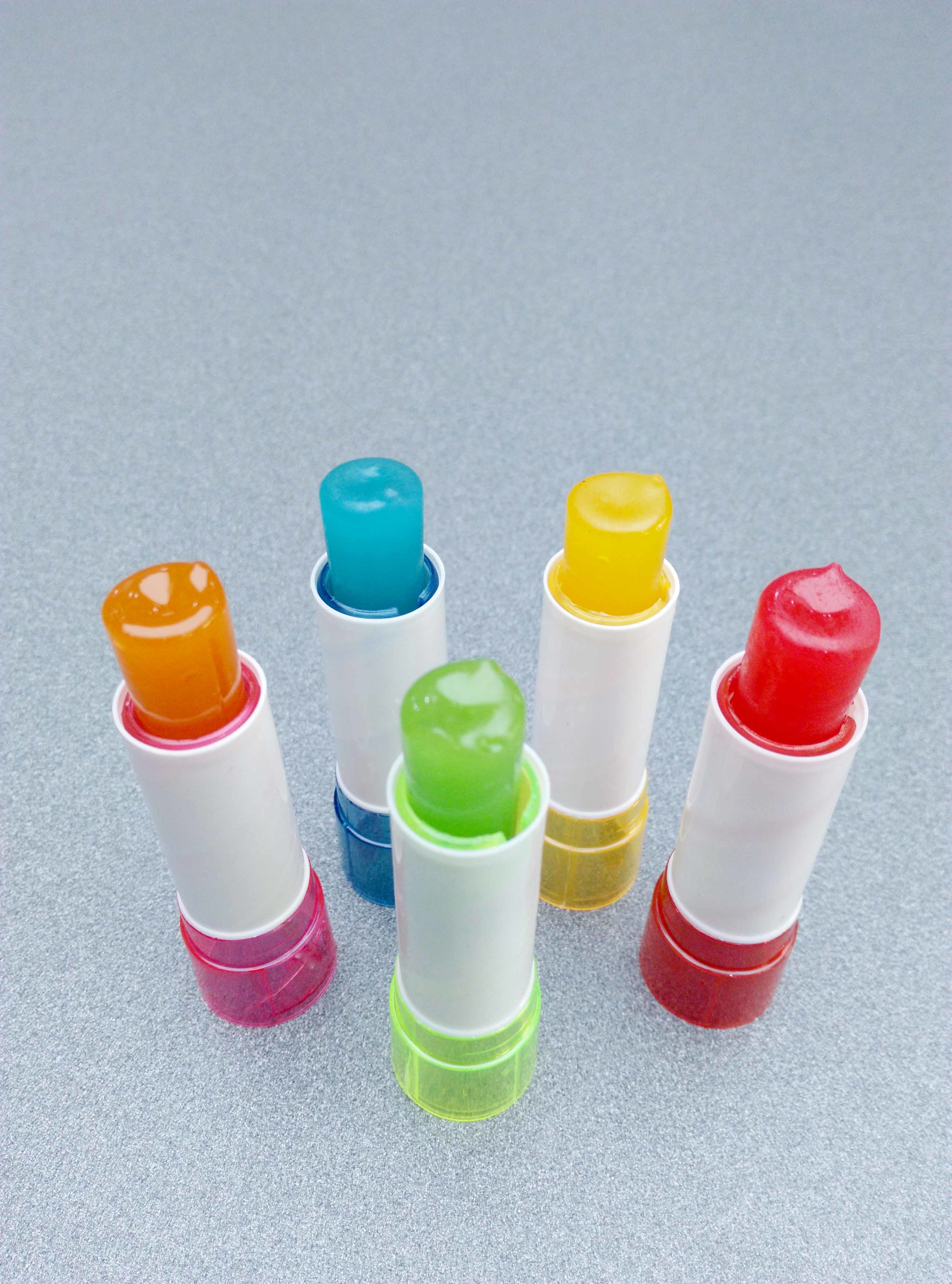 Customized GMP CC Stick Cany Lipstick Shaped Hard Sweet