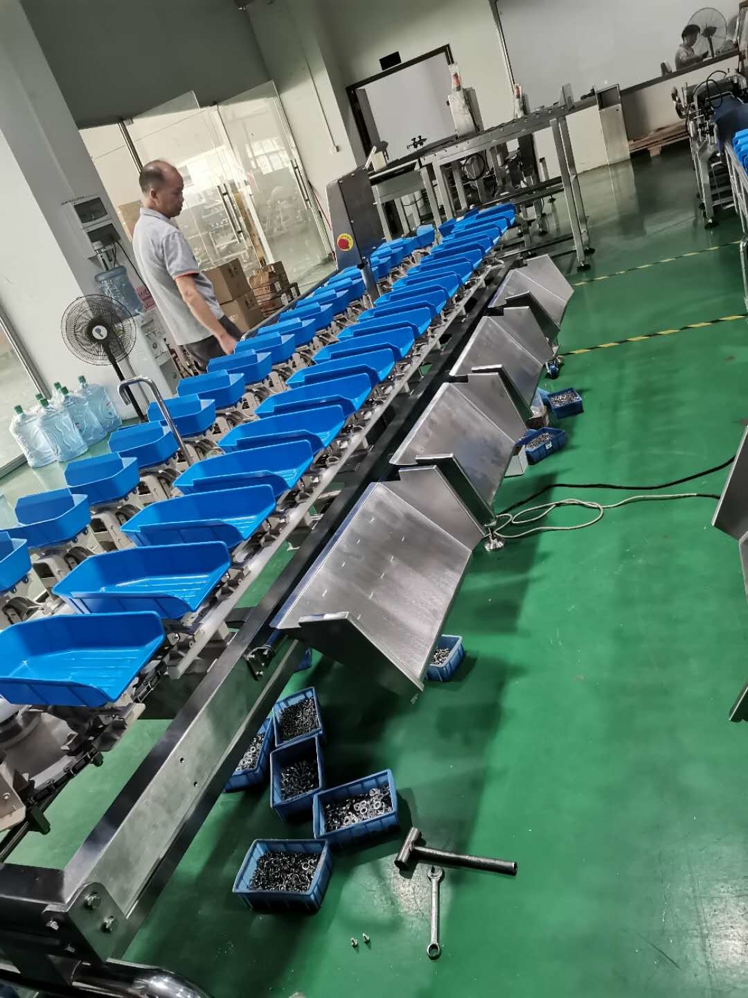 Food Grader Circular Multi Weight Sorting Machine With Conveyor Belt