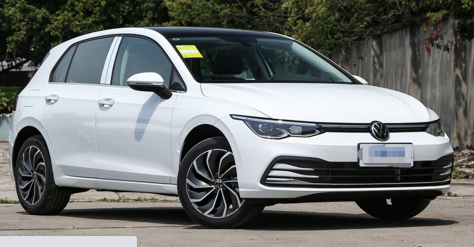Volkswagen Golf 2023 Gasoline Car White Black Gasoline 110kW 7DCT