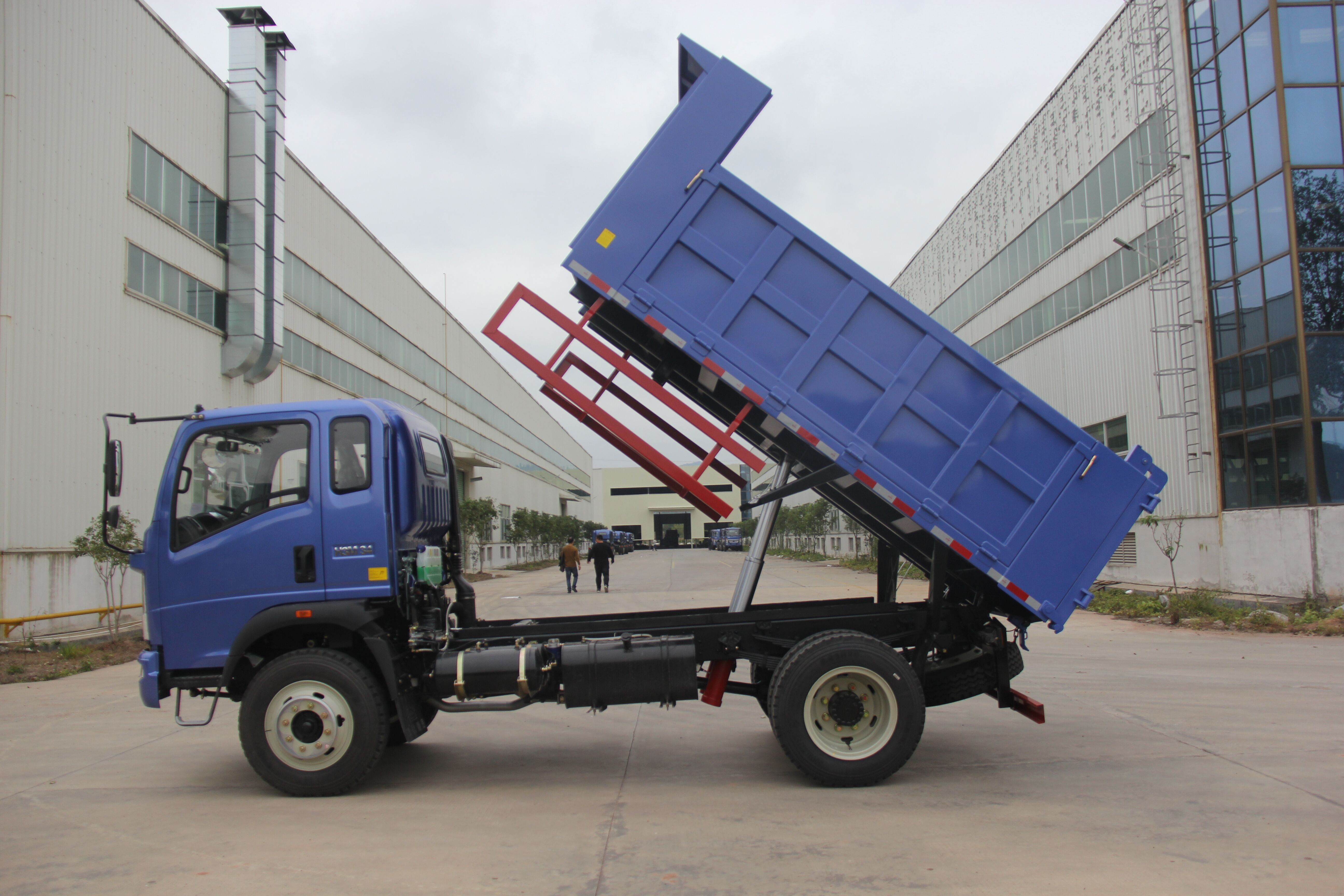 High quality SINOTRUK HOMAN 4x2 12 ton small garbage cargo trucks light duty tipper used dump delivery truck