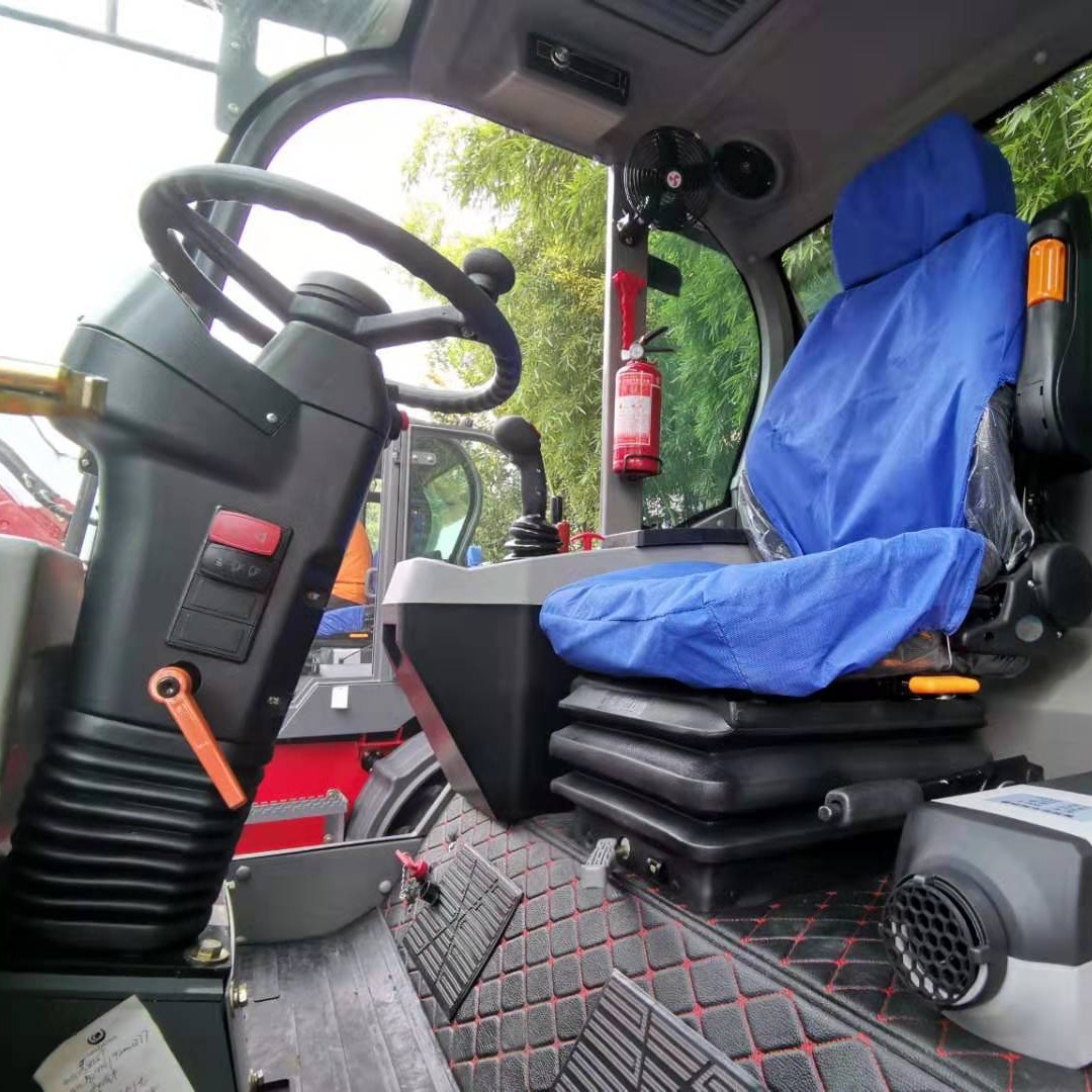 Good Mobility Front Telescopic Wheel Loader 4WD With Extend Bucket Boom