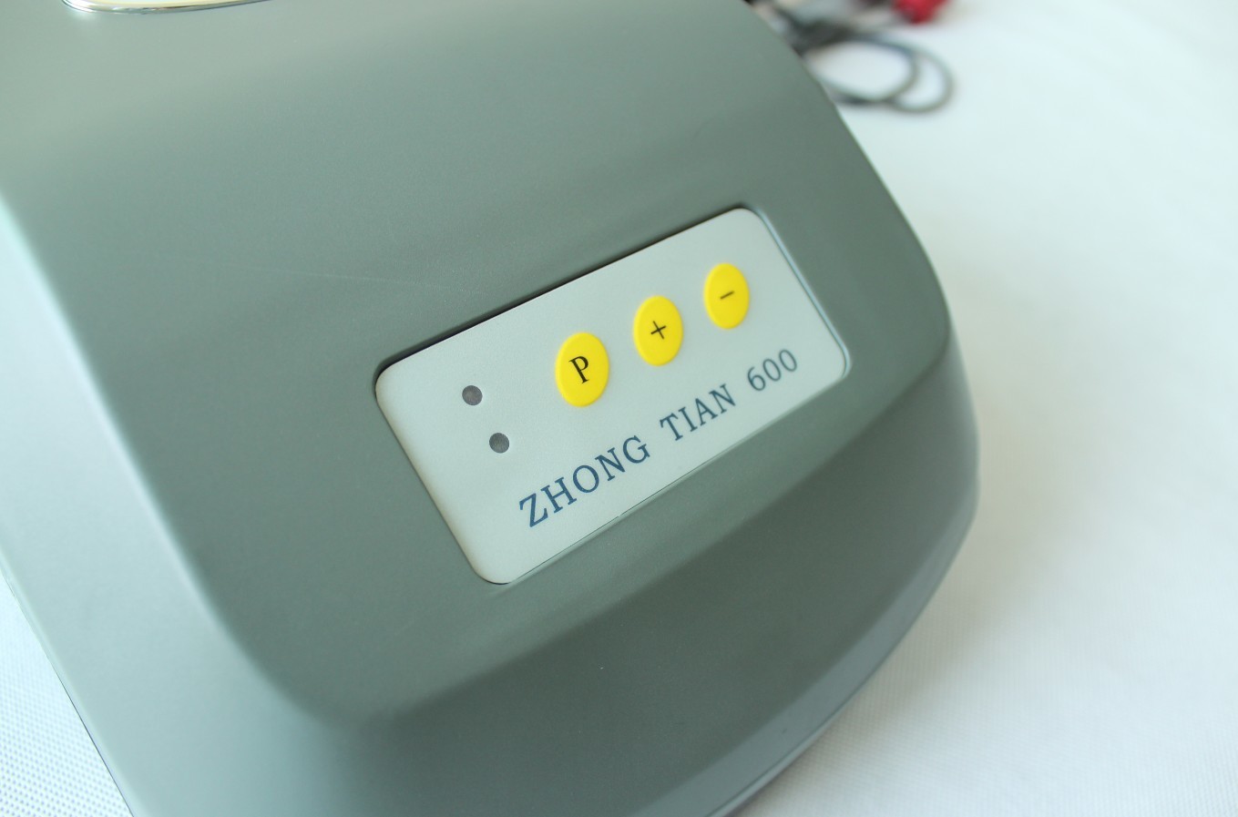 Automatic Remote Control Garage Door Opener Chain Drive Quiet Smooth Operation