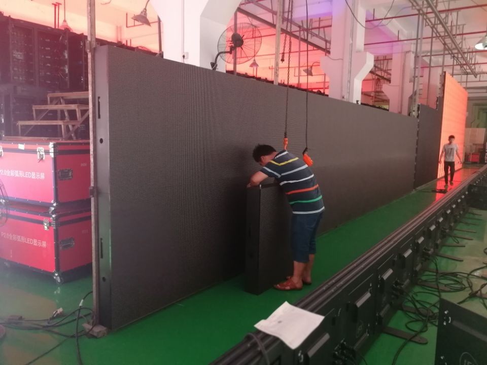 5500 nit Outdoor LED Advertising Display , P6 LED Wall Screen Display Outdoor