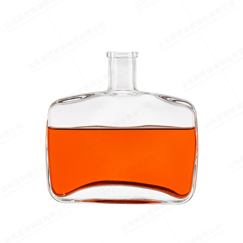 Glass Whiskey Vodka Bourbon Brandy Bottle With Big Capacity And Flat Arch Bridge
