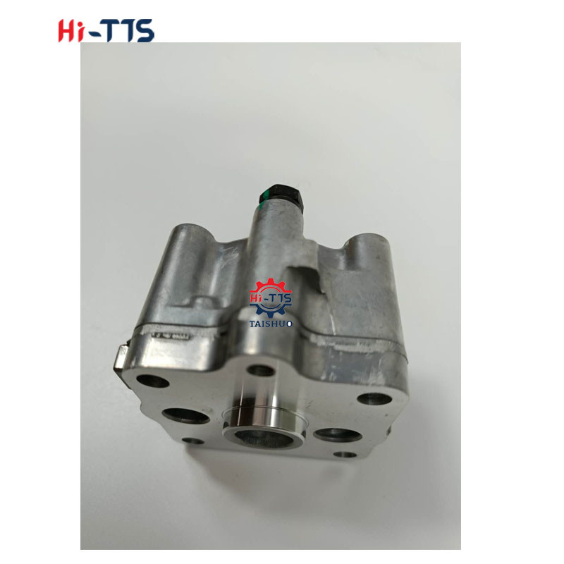 V2203 V2403 Engine Oil Pump 3975426 15471-35012 15471-35013 For Diesel Engine Parts