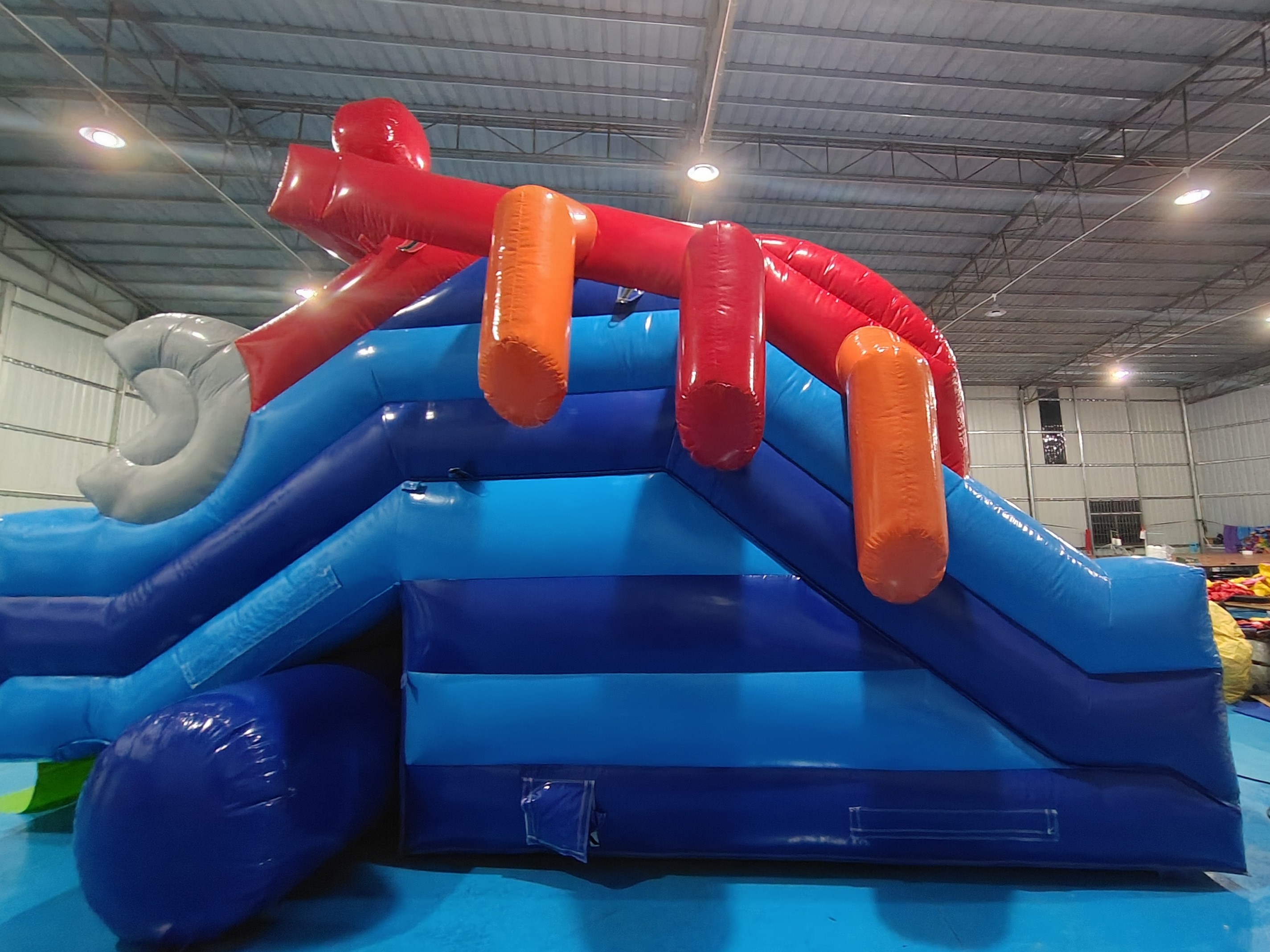 Commercial Grade Inflatable Dry Slide Crab Cartoon Inflatable High Double Slides For Kids And Adults