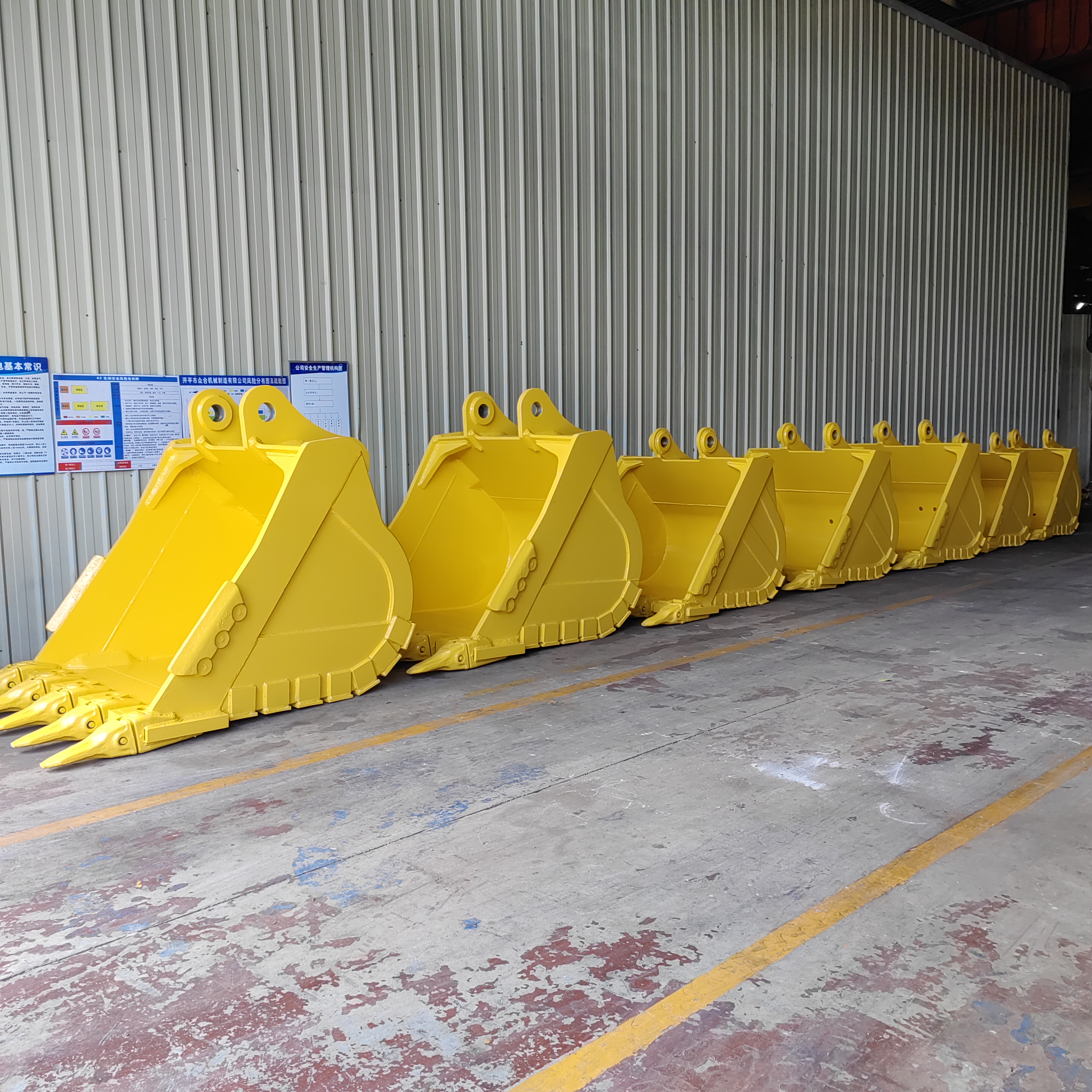 Construction Rock Bucket For Excavator Cat308 Kx080 CAT Hitachi Kobelco