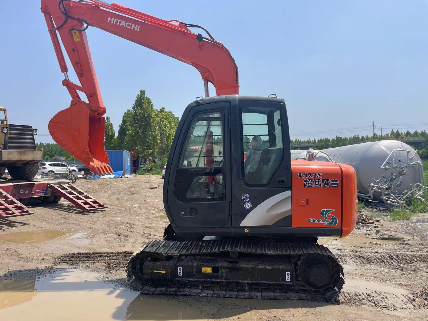 Used mini excavator Hitachi 70 digger small used machinery 7 tons hand earth digger small digger