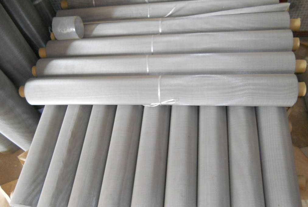 Fencing SS Woven Crimped Wire Mesh With 5mm-25mm / Customized Hole Size