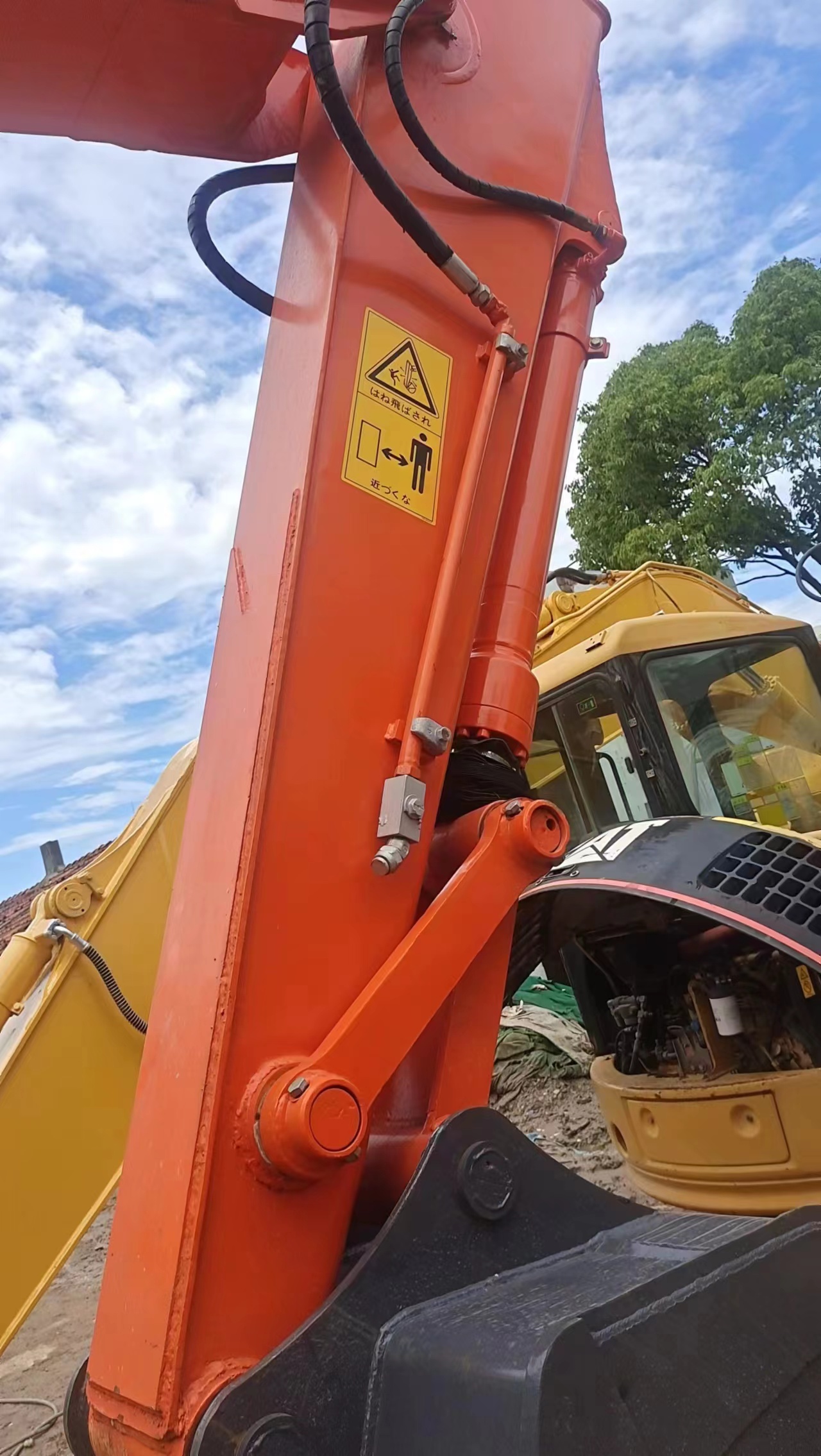 NEW arrivals HITACHI ZX130 digger used excavators low price for sale