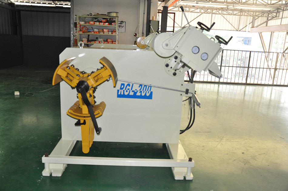 Turbine Type Adjustment Device Coil Handling Equipment NC Decoiler Leveller Feeder