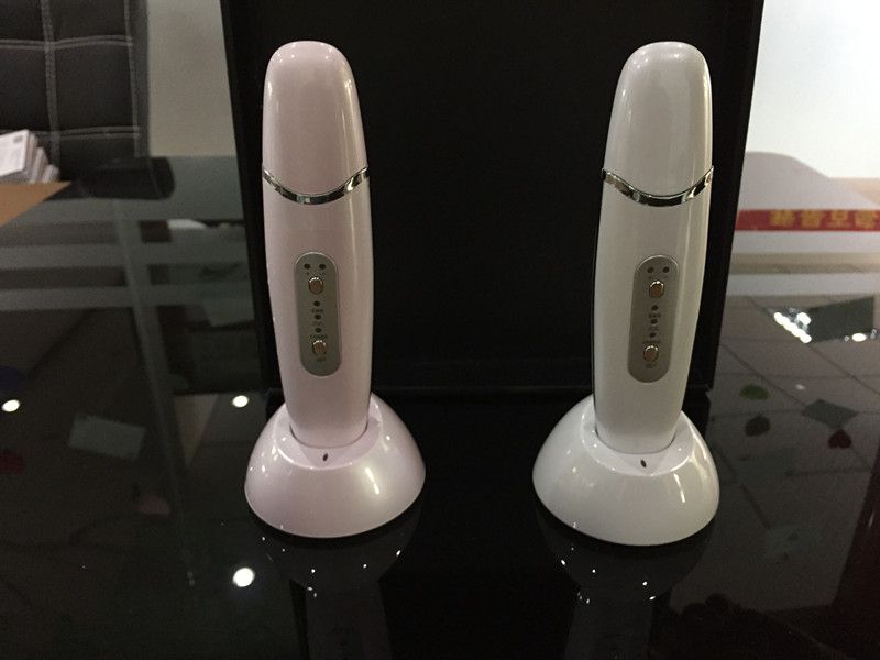 BF1205 Skin Peeling Multifunction Beauty Device 26 KHZ Ultrasonic Frequency