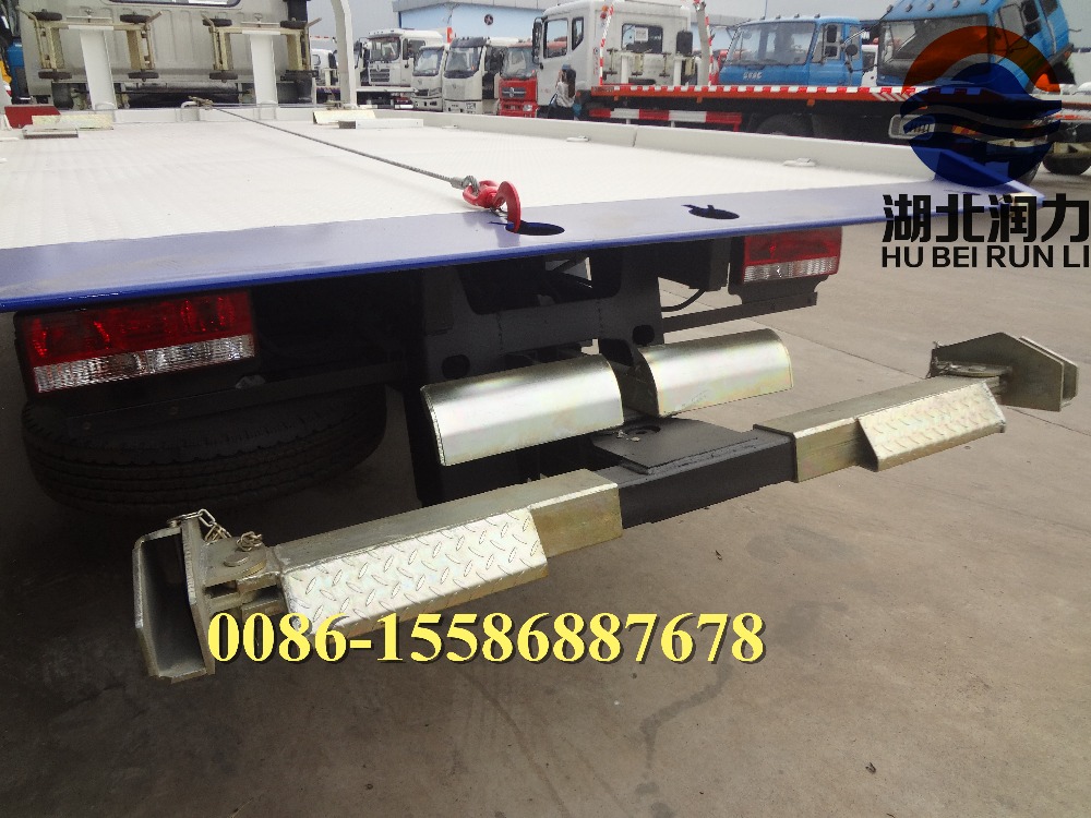 Foton Aumark Road Wrecker Truck 4x2 Flat Bed Recovery Truck Euro Ⅲ Standards