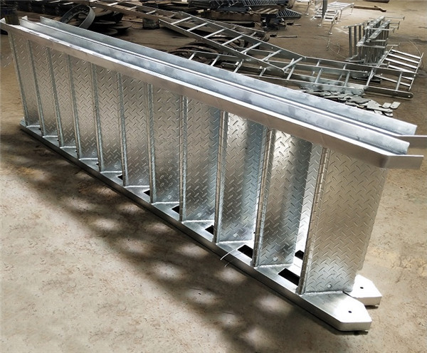 Inclined Step Vertical Marine Dock Ladder Boat Boarding Steps