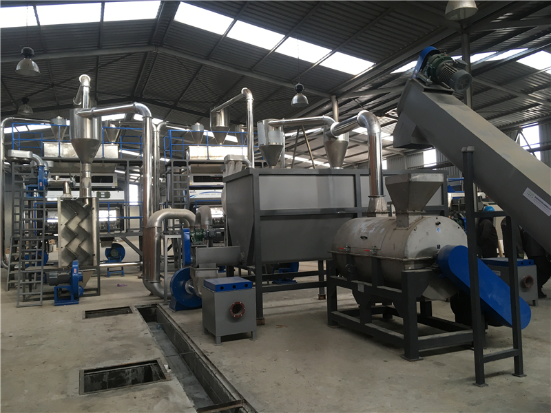 Automatic Plastic Washing Recycling Machine 500kg/H PET Flakes Washing Machine
