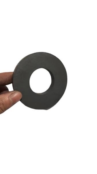 Hard Diametrically Magnetized Ferrite Ring Magnet D65X32X20mm Custom Size Y30