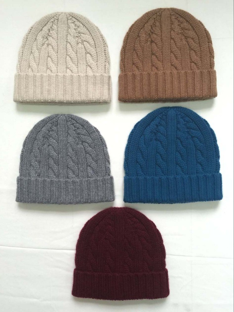 Simple Design Soft Cable Knit Hat / Mens Cable Knit Beanie For Keep Warm