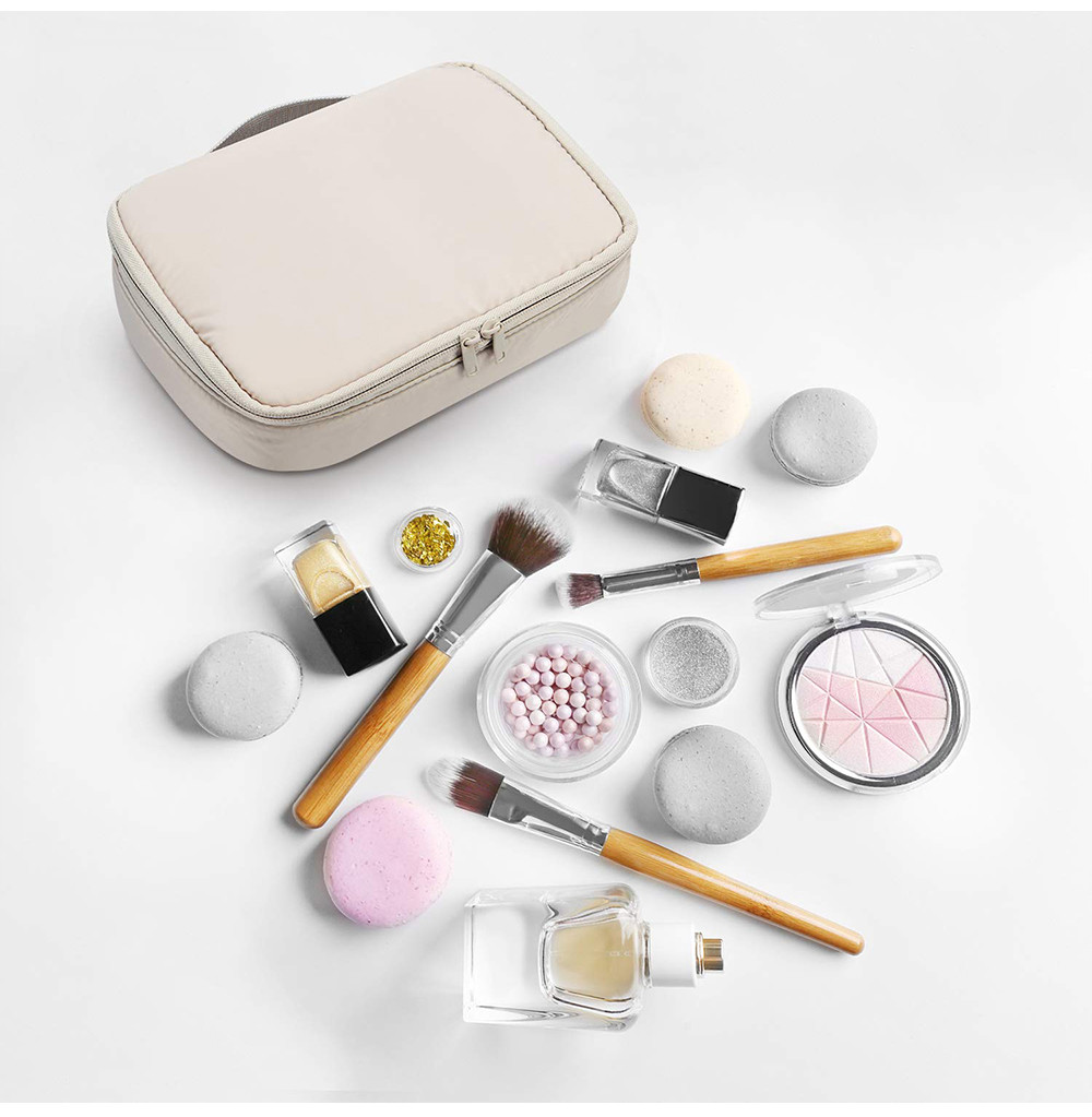 Large Capacity Two Way Zipper Closure Polyester Cosmetic Bag