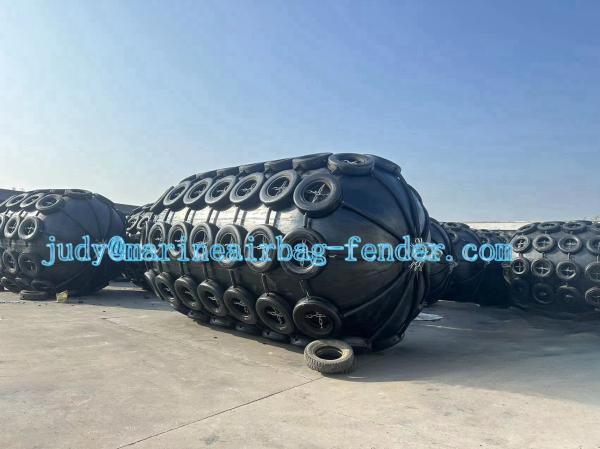 Dock Pneumatic Rubber Fender High Tensile Strength Dia 0.3m-4.5m 10 Years Design
