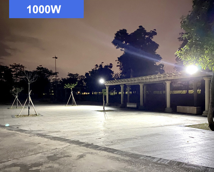 Industrial Waterproof Solar Floodlight Led IP65 Outdoor Portable Telescopic 200W