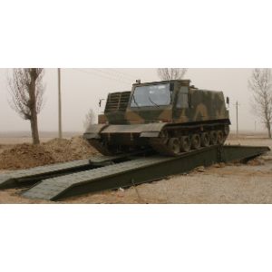 China Tracked Load 60t Iron Mechanized Bridge For Medium Rivers on sale