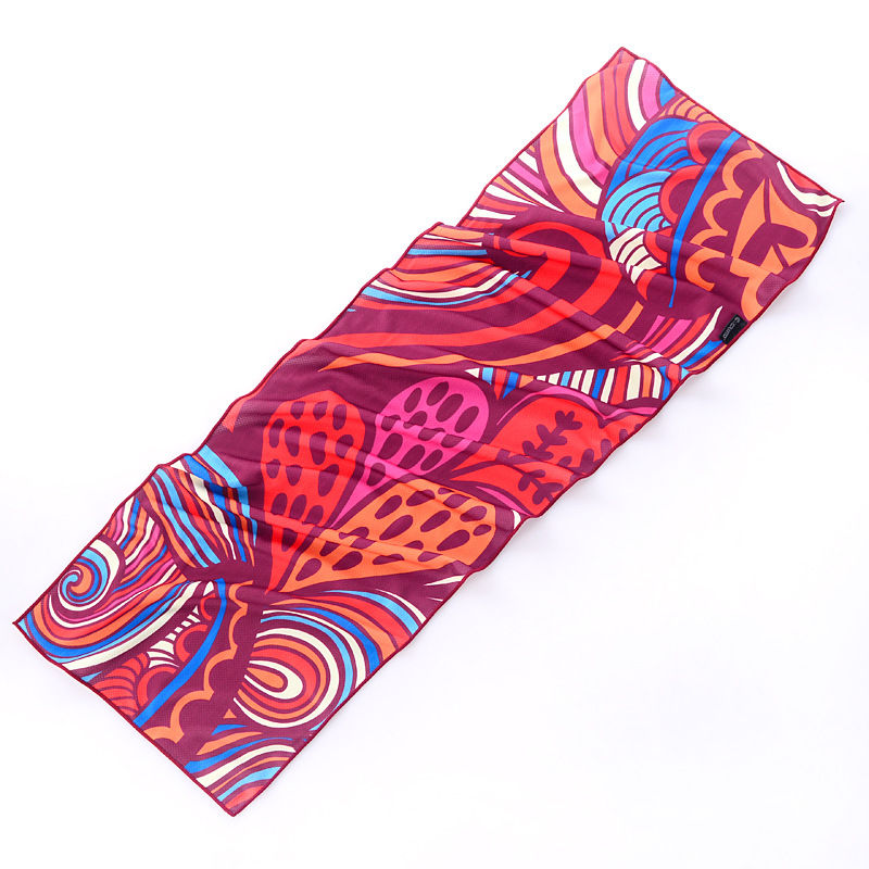 Trendy Printed Sports Towels with Quick Cooling Ice Logo and 0.1 Jacquard Fabric