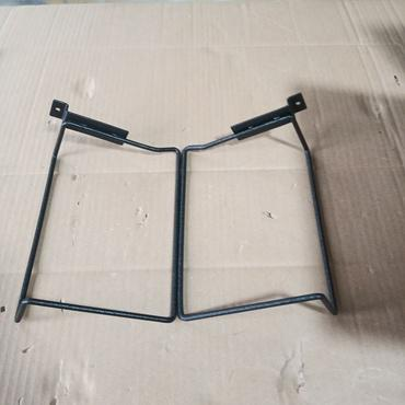 Adjustable Wire Slatwall Brackets, 1 left and 1 right per set